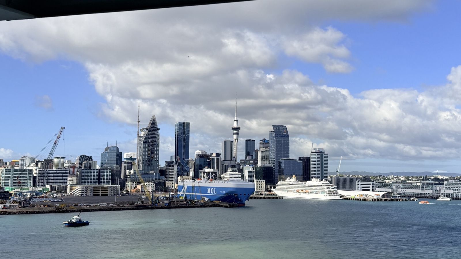 Day 09 – Auckland, Family Time and Trivia Wins